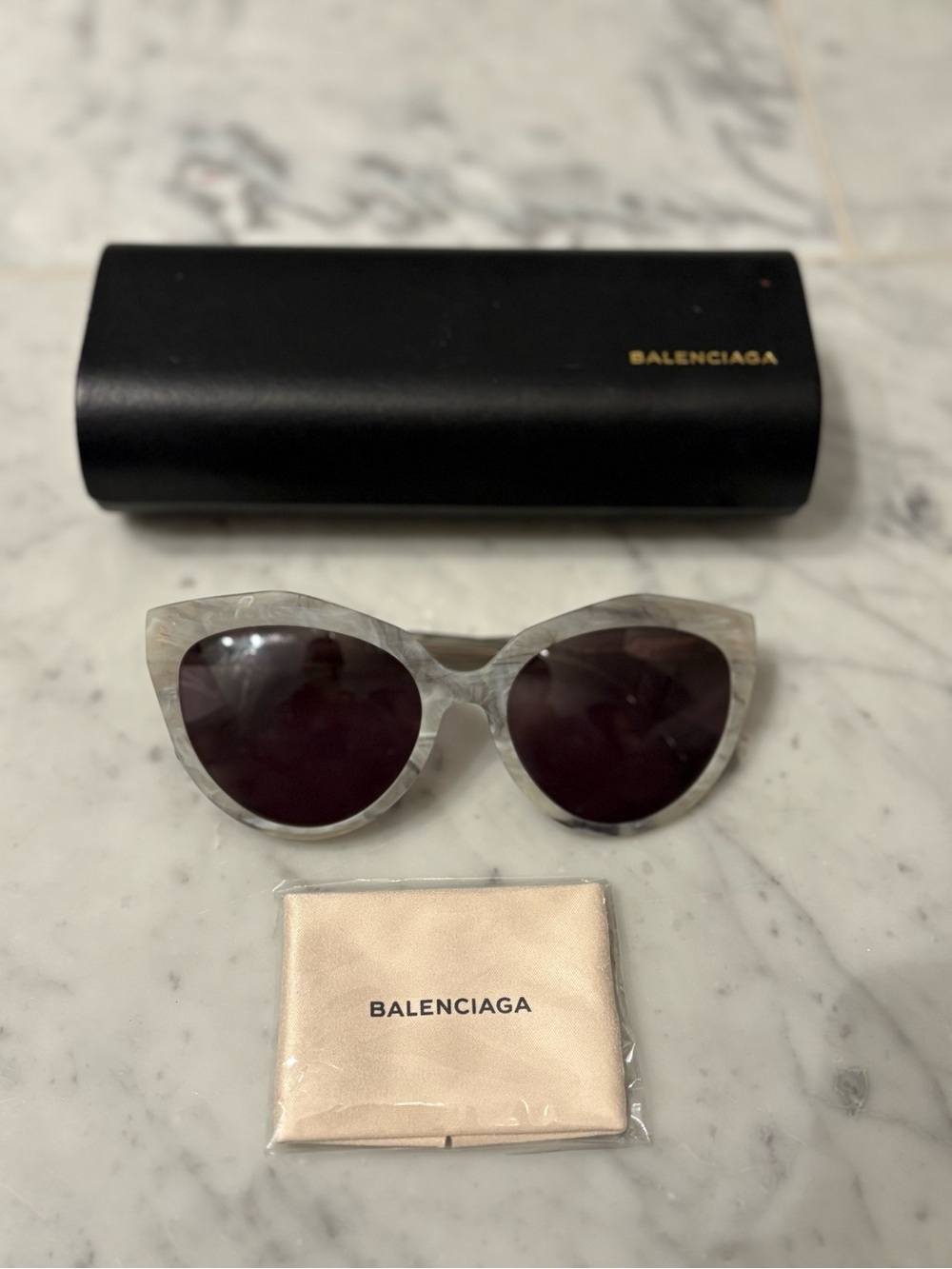Balenciaga Cat Eye Sunglasses Gray Marble Gold 56-18-140